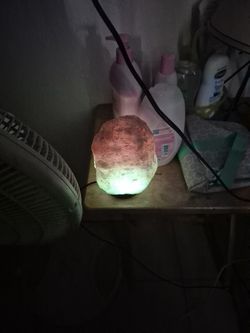 Salt Rock Lamp 