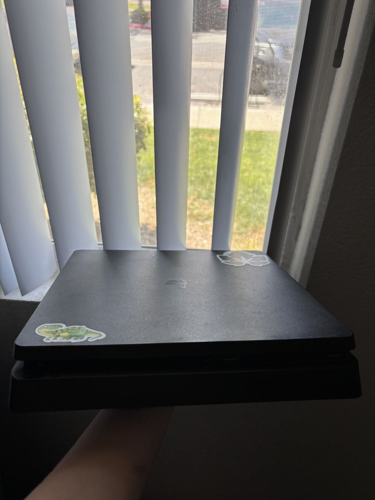 PS4