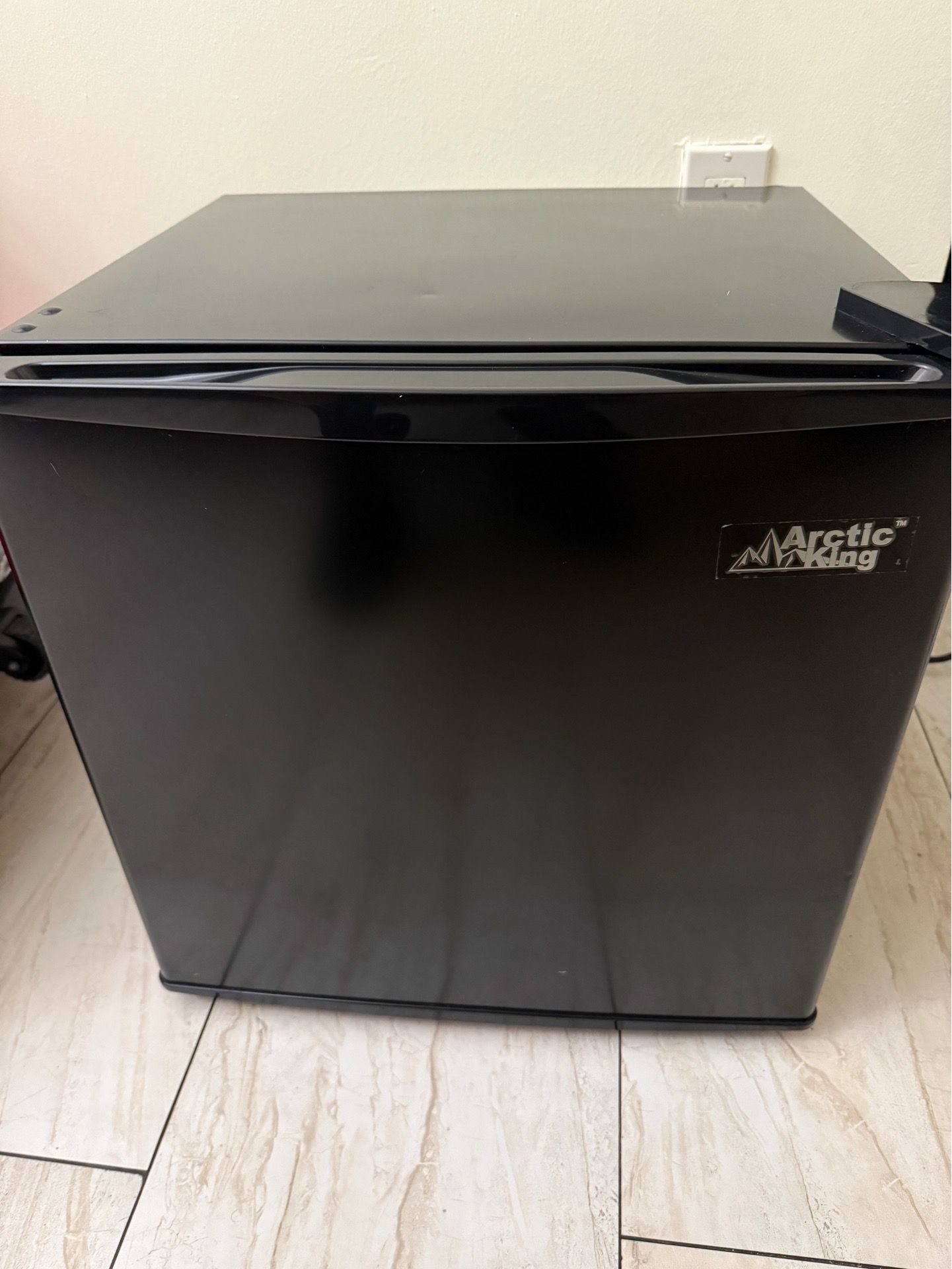 Mini refrigerator accepting offers