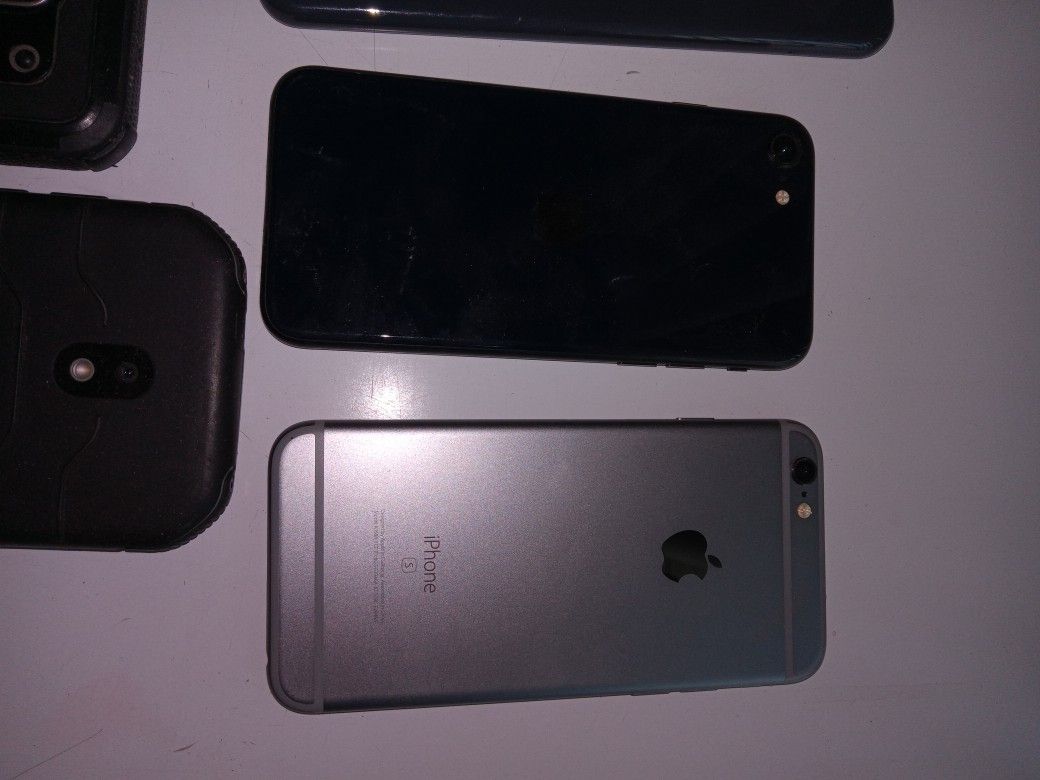 Apple Phones And Samsung Phones $140 For All