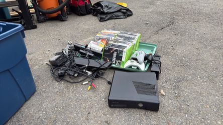 Xbox 360 Gaming System