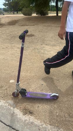 Razor scooter