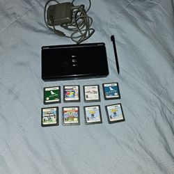 Nintendo D.S Lite With Games 