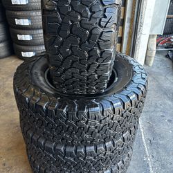 BFGOODRICH 285/70/17  Load Range E