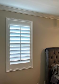 Wood Shutters (FREE ESTIMATES & SAME DAY PRICING)- Plantation, Custom, Interior, Window Treatments/Coverings. Persianas de Madera. Se Habla Espanol.