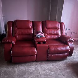 Leather Res Couch And Love Seat 