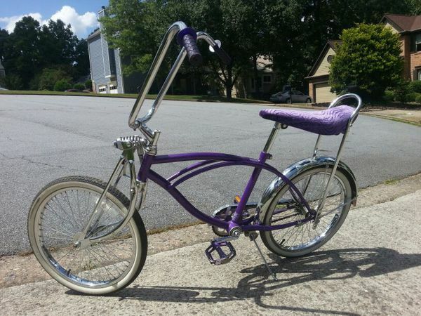 Vintage 90 s BRATZ Purple Cruiser Bike for Sale in Federal Way WA