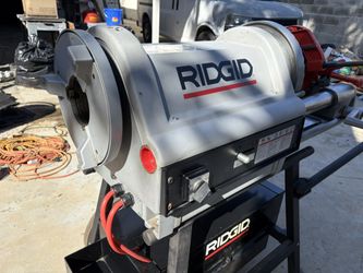 Ridgid 1224 Pipe Threader With Stand