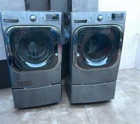 29” LG FRONT LOAD SMART XXL STEAM  WASHER & GAS DYER “WORKING GREAT”
