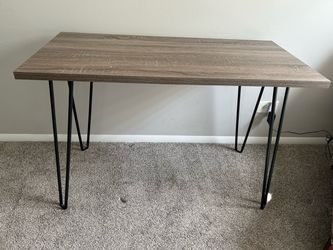 Small desk, Gray