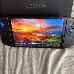 Lenovo Legion Go 8