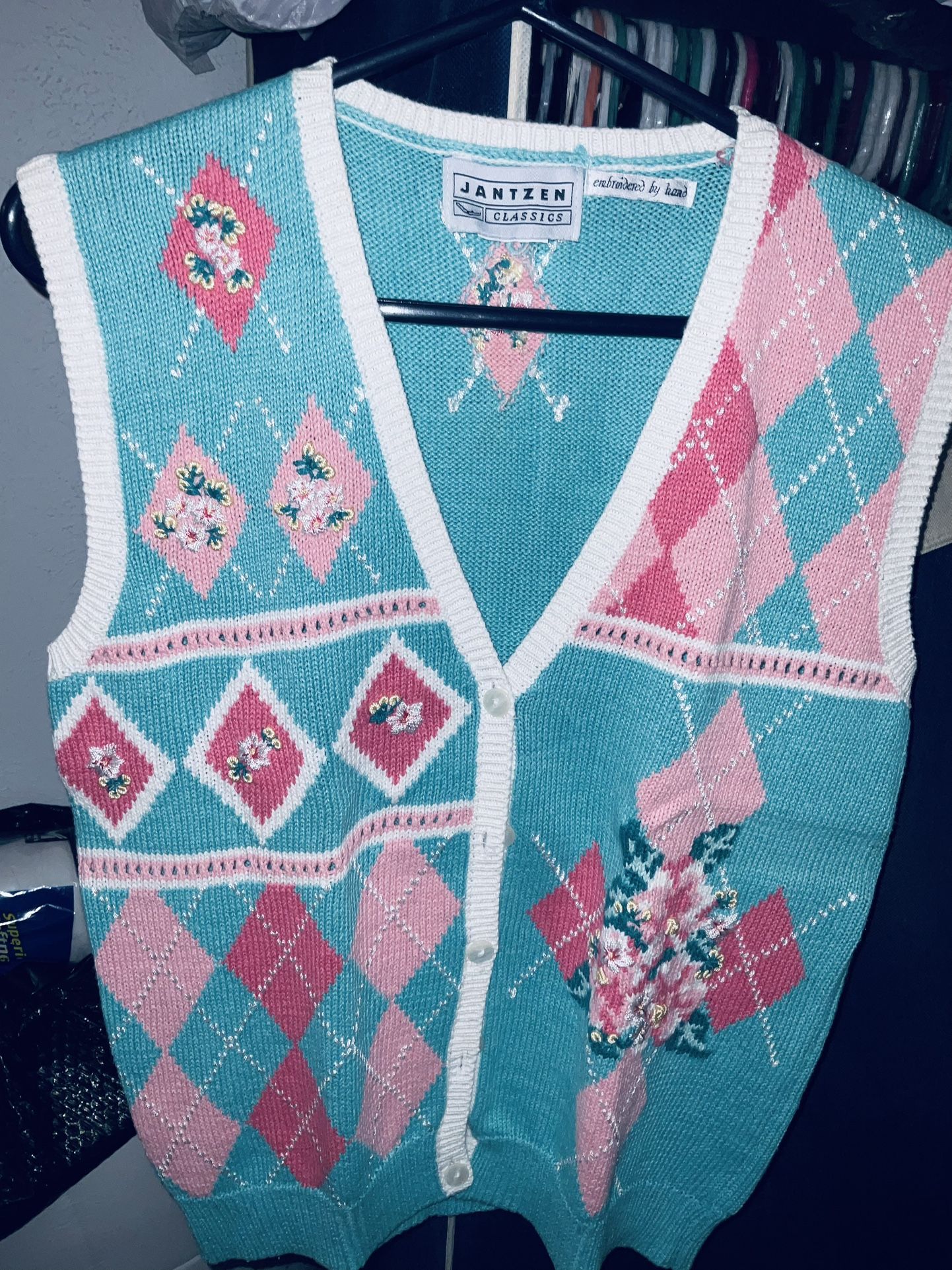 VNTAGE JANTZEN CLASSIC SWEATER VEST  - $15