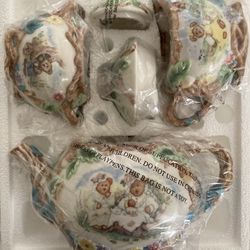 Boyd’s Bears Porcelain Tea Set