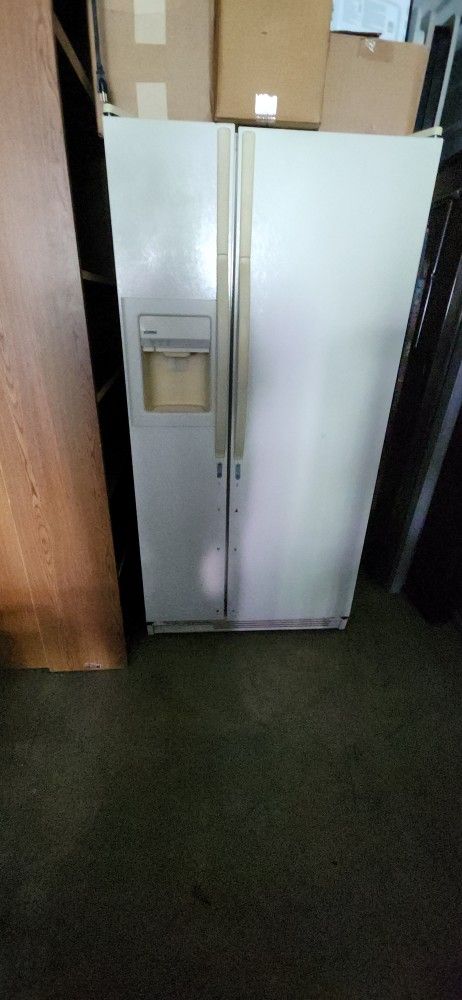 Side By Side Refrigerator