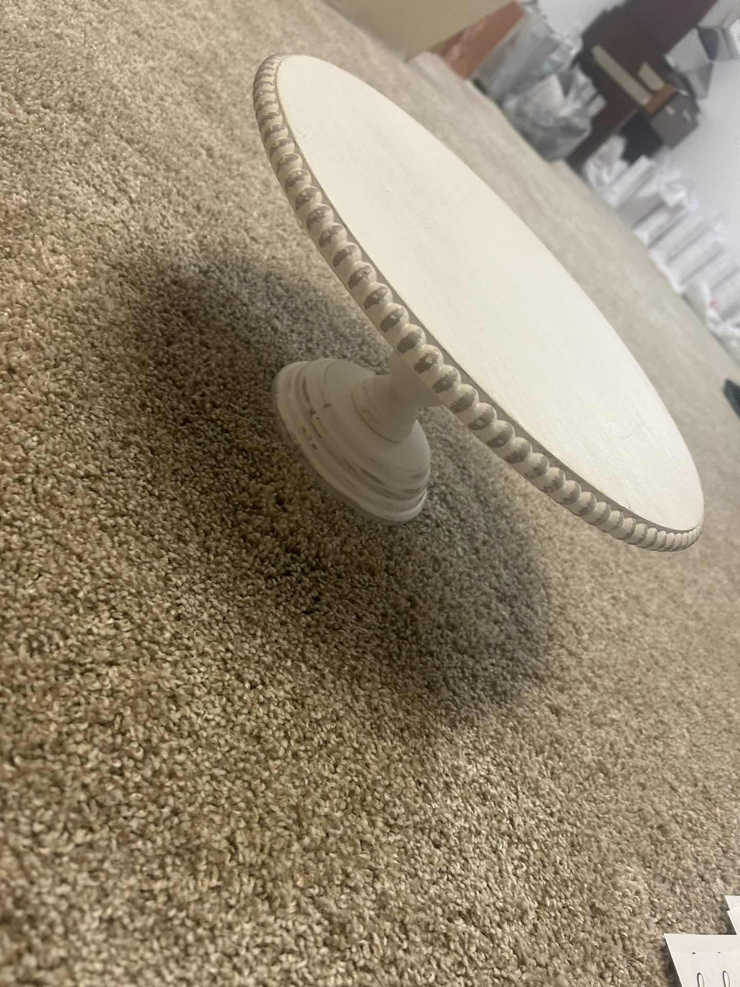 Cake stand