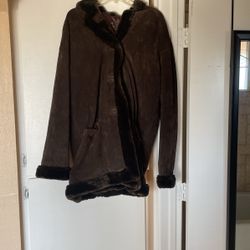 Heavy Winter Coat 🧥 Leather W And Fur W(M-L)