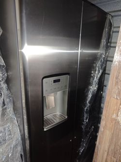 GE refrigerator for sale