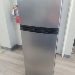 MINI FRIDGE TWO DOOR 7.3cu ft DANBY