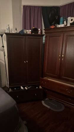 Wardrobe cabinet