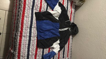 Fashion nova wind breaker