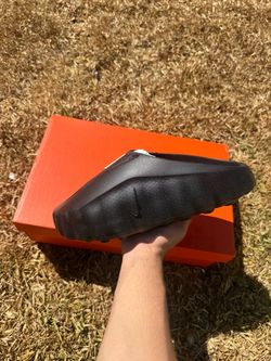 Nike Mind slides 001 Triple Black sizes 11 and 12