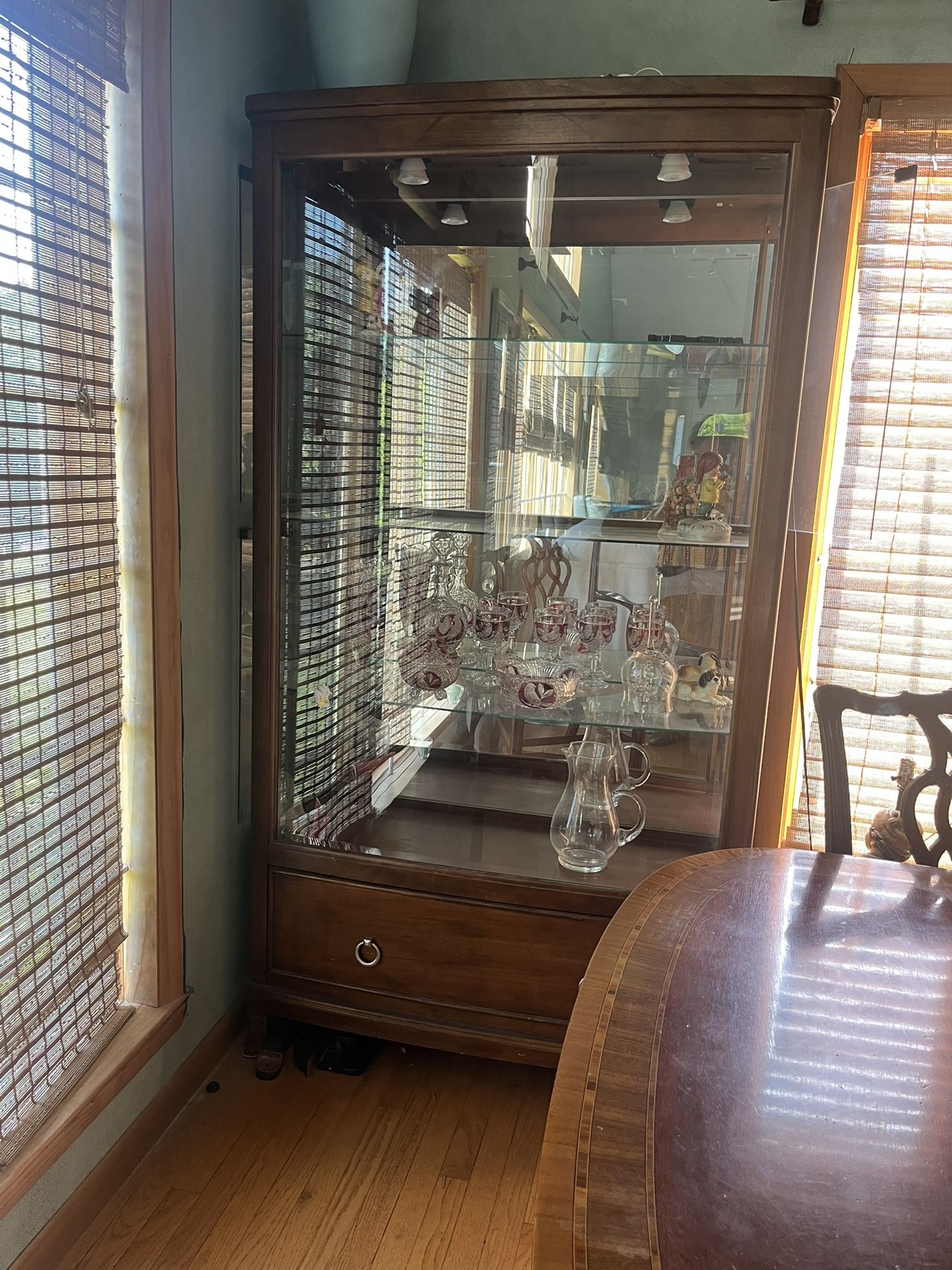 curio/china cabinet
