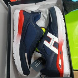 Size 12 Tommy Hilfigers 