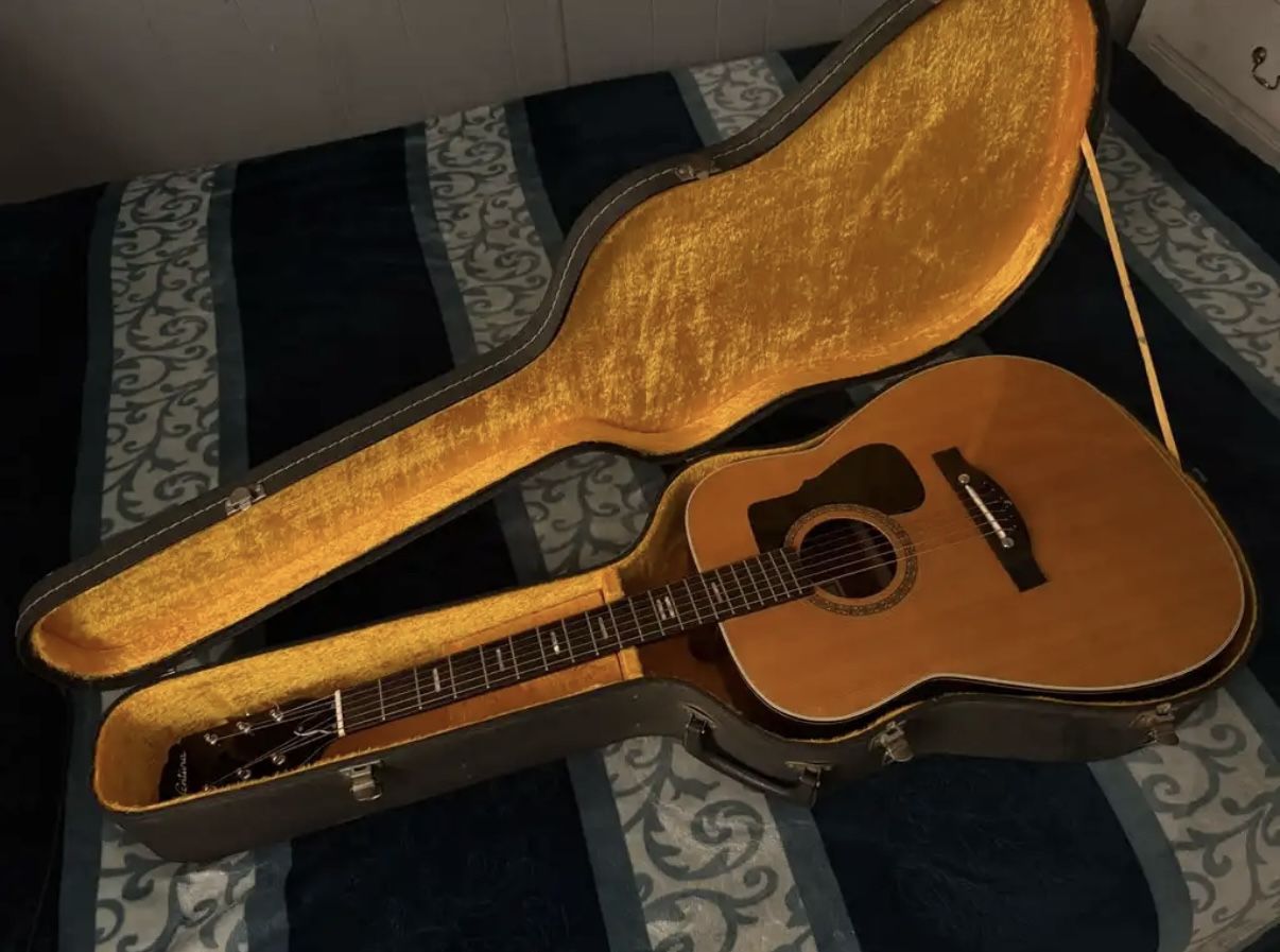 Vintage Ventura Bruno V-14 Acoustic Guitar (Made in Japan) with Original Hard Case