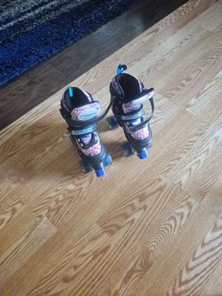 Kids roller skates Great Condition Don't Need