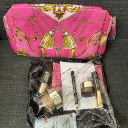 Estee Lauder Gift Set + Cosmetic Bag