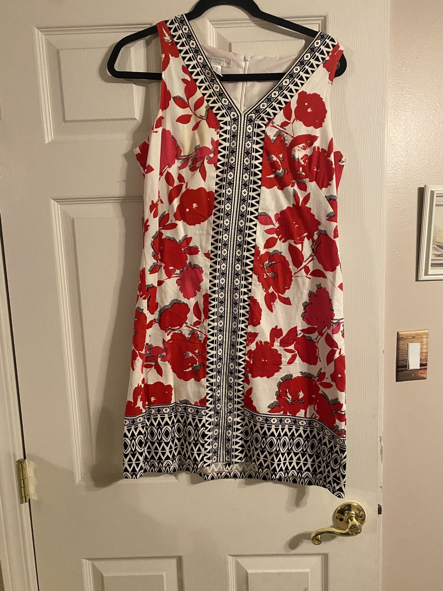London Times White Floral Dress Size Petite 10