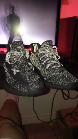 Yeezy boost v2 black reflective dead stock rare