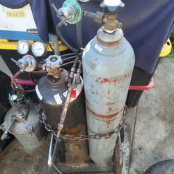 Victor 308771 acetylene torch kit with tanks