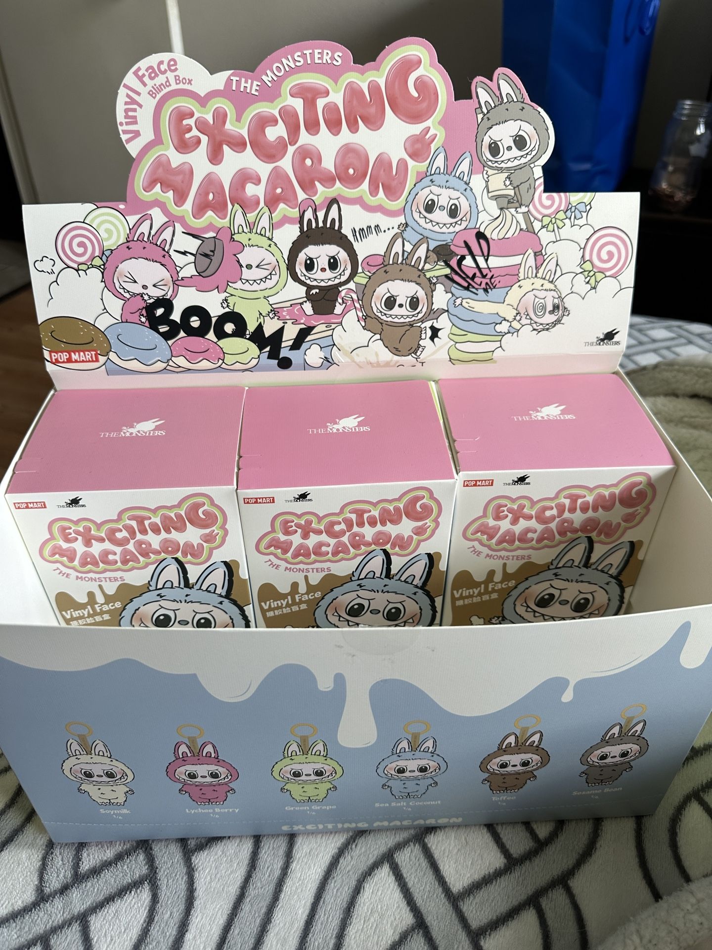 Labubus exciting macarons 