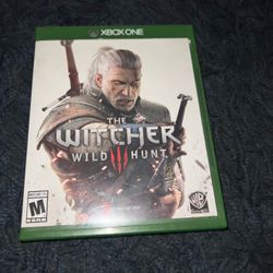 The Witcher 3 wild hunt with manuals and map