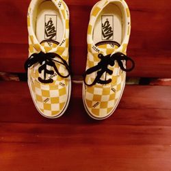 vans  yellow  mustard  color  women or men's  SNEAKERS 