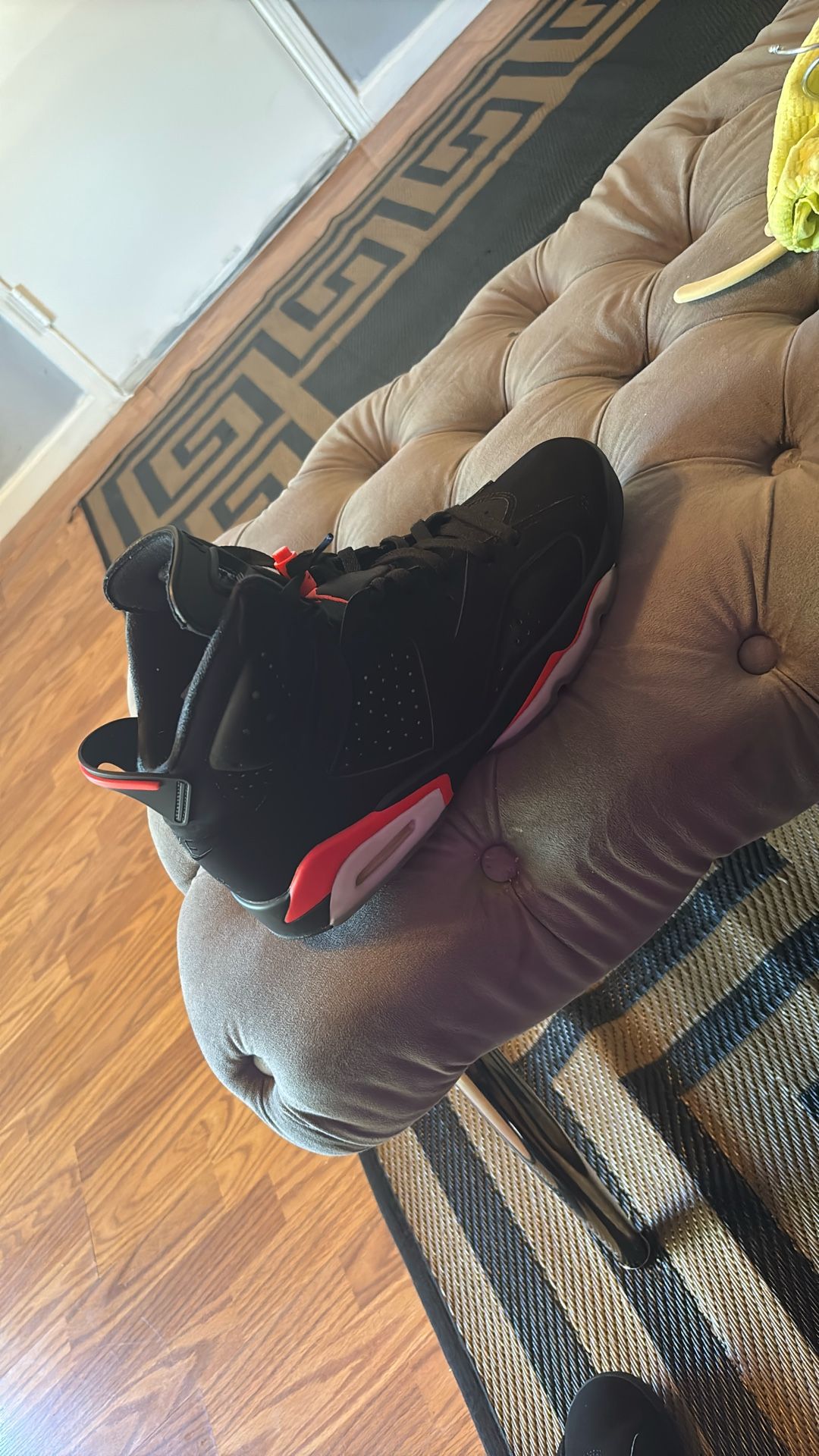Jordan 6 Retro Mid Infared