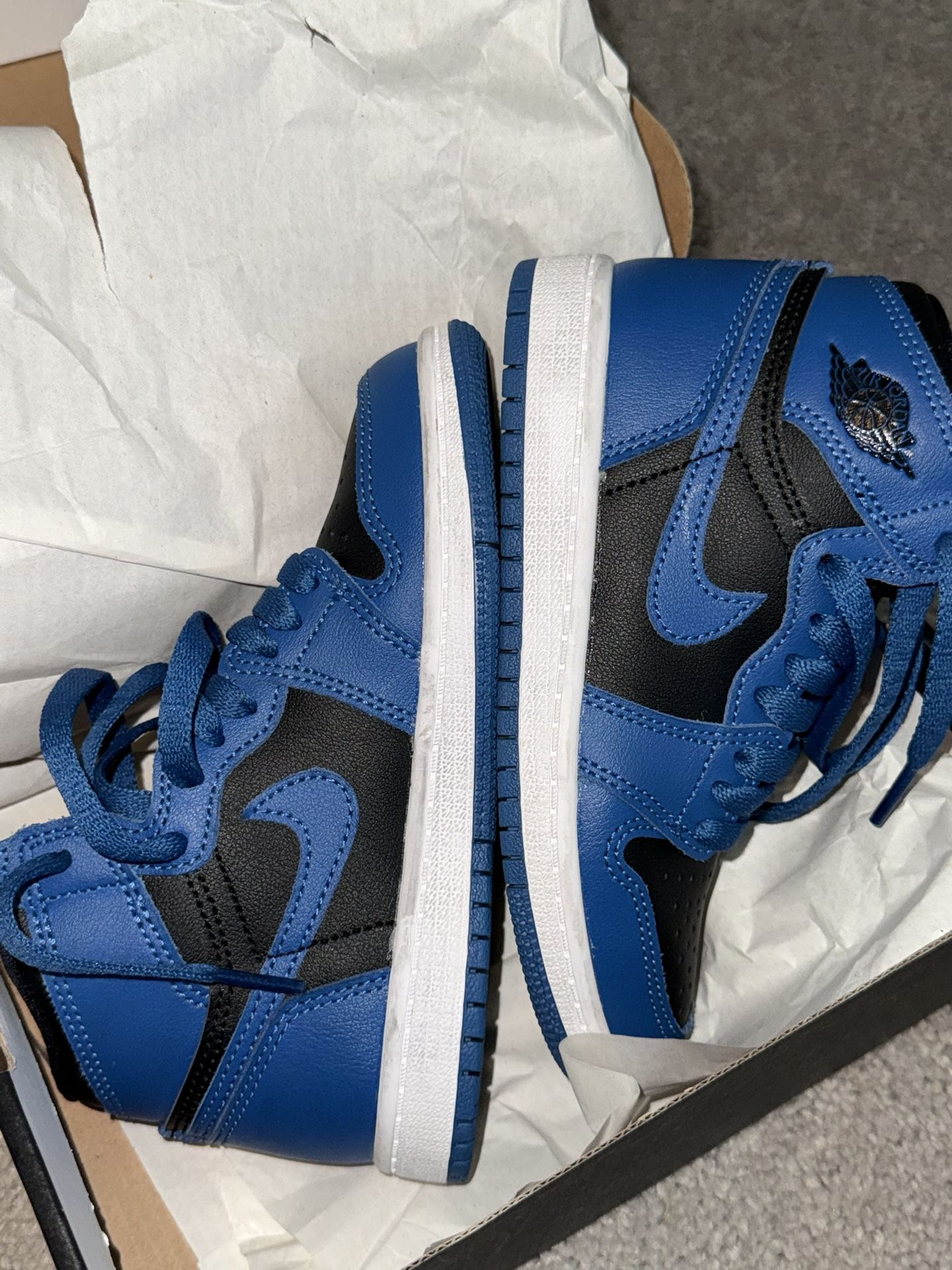 Boys Jordan 1 Retro High