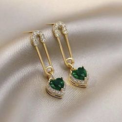 Brand New Elegant & Glamorous Rhinestone & Green Crystal Earrings