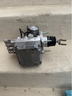 Toyota Prius ABS pump brake booster