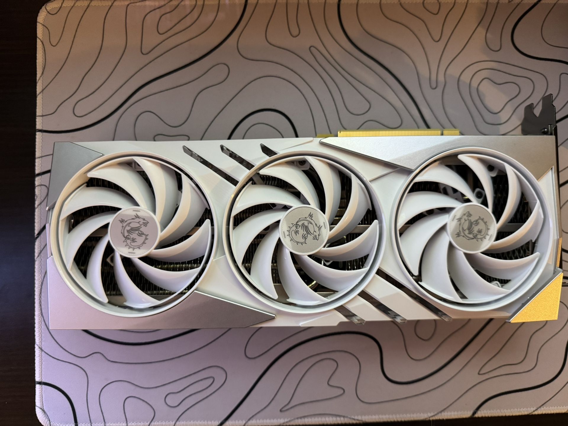 4070 Ti Super MSI Gaming X Slim White ( 16g VRAM
