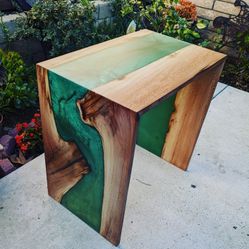 Bar Epoxy Table