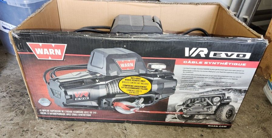 Warn Evo 8-s Synthetic 90' 8000lb Winch