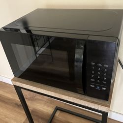 Countertop Microwave Oven