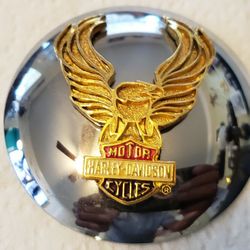 HARLEY-DAVIDSON  Genuine Part.  Vintage Gas Cap cover
