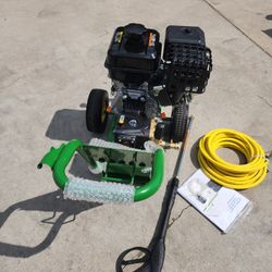  John Deere
4200 PSI 4.0 GPM Gas Cold Water Pressure Washer