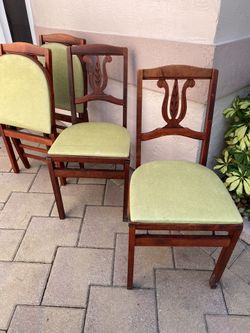 4 Vintage STAKMORE Folding Chairs from Estate Home, some minor wear from age, Cash PickUp West Boynton / Delray off Jog Road