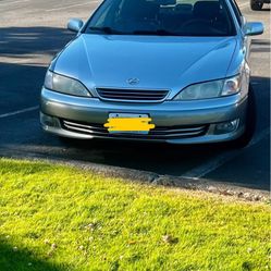 2000 Lexus ES 300
