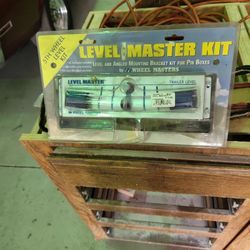 R V level kit