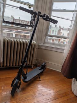 W3 Electric Scooter 18 MPH + Charger & Lock